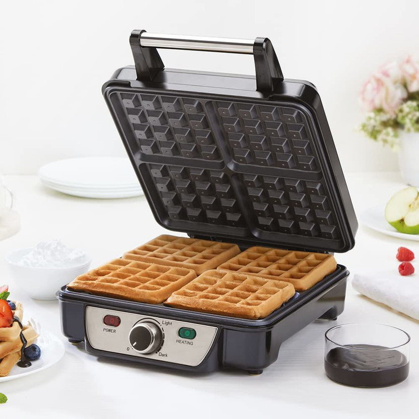 BOROSIL 1100W Jumbo Waffle Maker with Non-Stick Grilling Plates