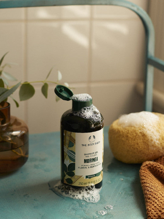 THE BODY SHOP Moringa Floral Refreshing Shower Gel 250ml for Soft Skin