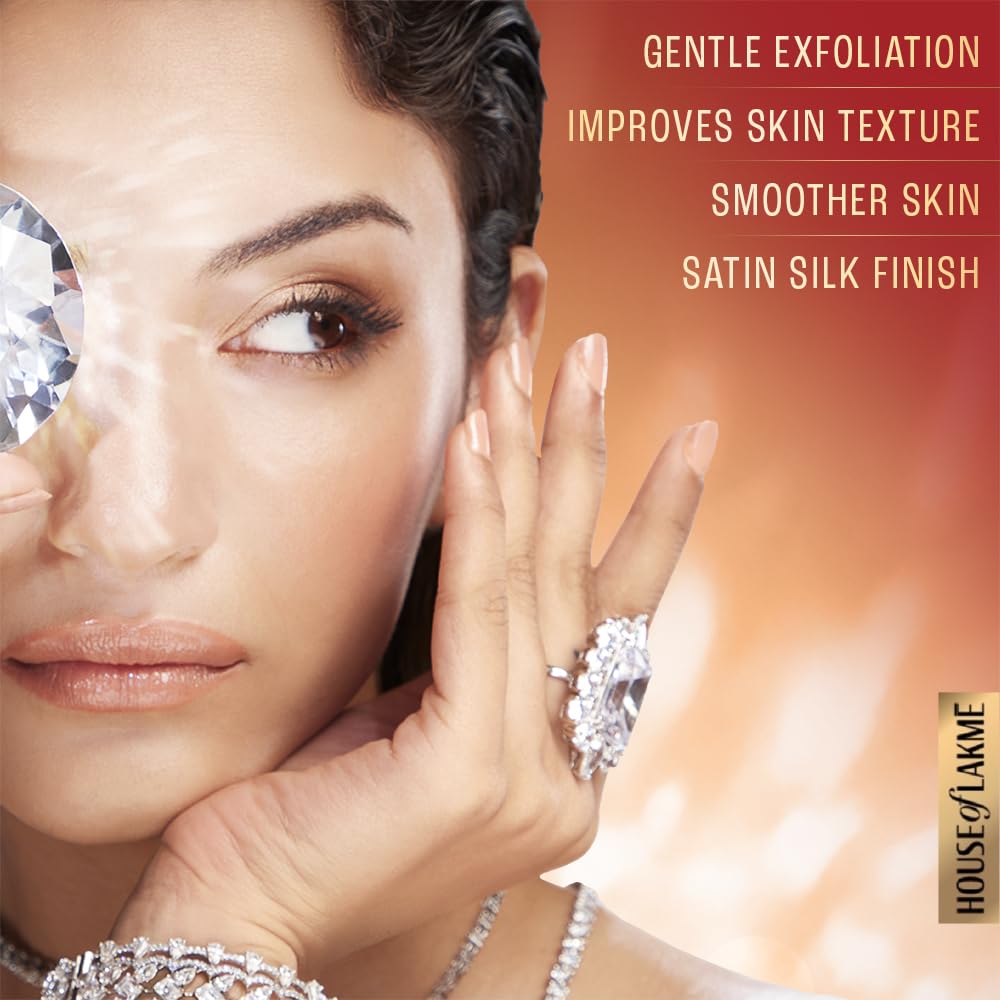Lakmé Glycolic Illuminate Face Wash with Glycolic Acid for Glowing Skin