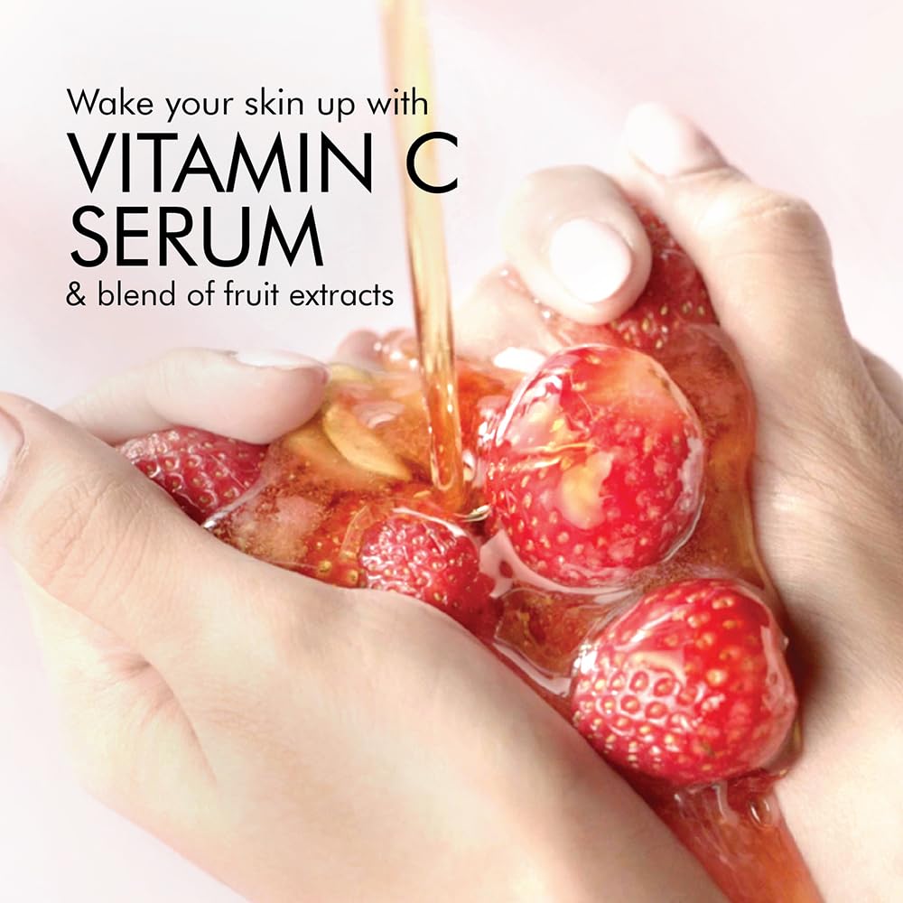 Lakmé Blush & Glow Hydrating Strawberry Facewash with Vitamin C