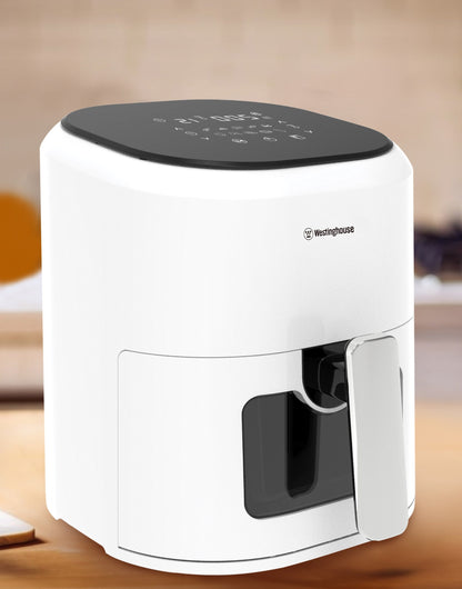 https://cdn.shopify.com/s/files/1/0676/9999/8920/files/WKAFGOT01WH_4.5L-DIGITAL-AIR-FRYER_Life-style-Photo-1.jpg?v=1749529595