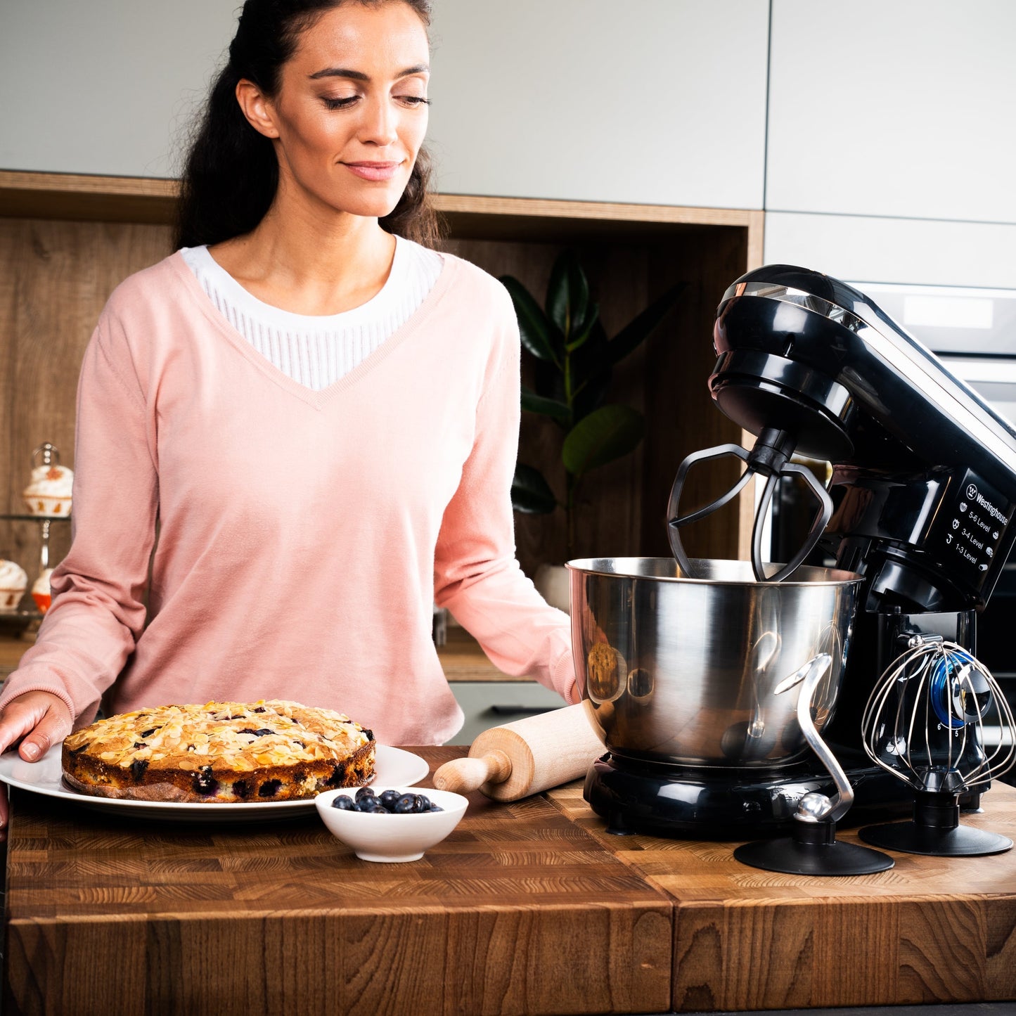 https://cdn.shopify.com/s/files/1/0676/9999/8920/files/WKSMX1301WestinghouseStandMixer13.jpg?v=1747805840