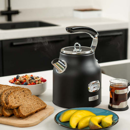 https://cdn.shopify.com/s/files/1/0676/9999/8920/files/WKWK148BK-Retro-Kettle-7.jpg?v=1747805650