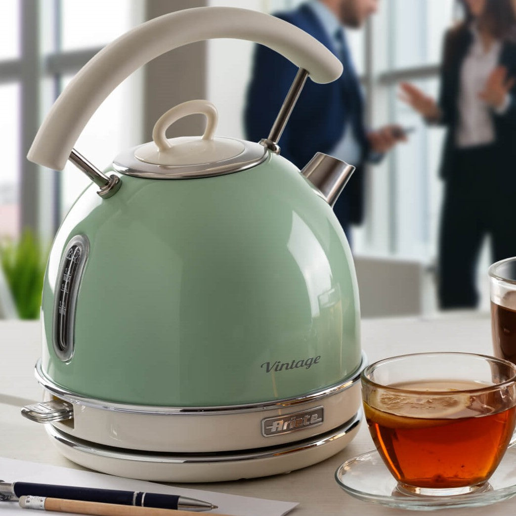 Ariete 2877 Vintage Green Electric Kettle 1.7L with Auto Shut-off