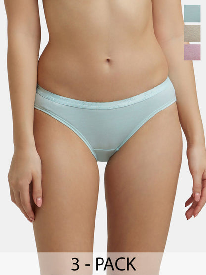 Jockey Women's 3-Pack Medium Coverage Super Combed Cotton StayFresh Bikini