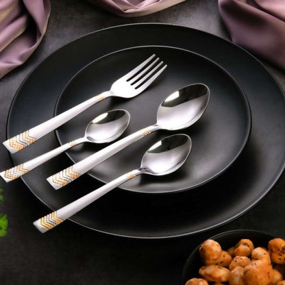 https://cdn.shopify.com/s/files/1/0892/2962/3615/files/top-view-of-gold-plated-24-pcs-cutlery-set.jpg?v=1751103999